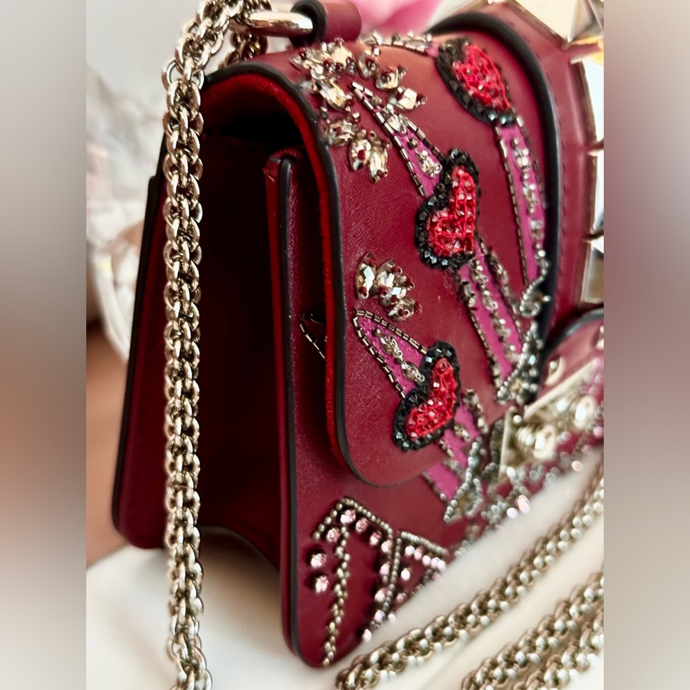 Valentino Garavani Heart Beaded Glam Lock Bag - Picture 3 of 15